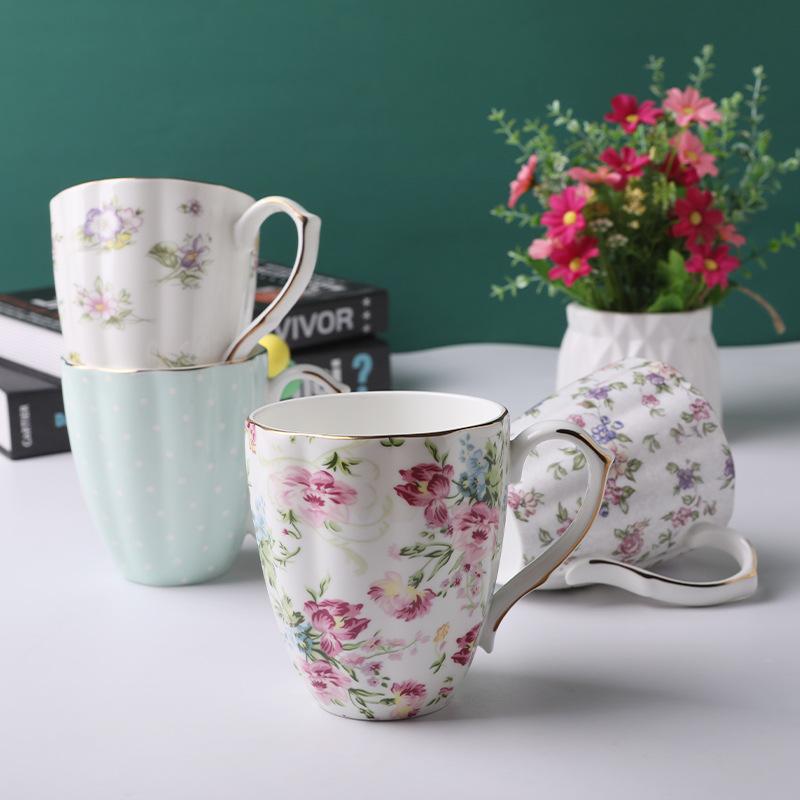 Bone China Coffee Mugs with Gold Rim, 450ml Floral Teacups for Women Gifts