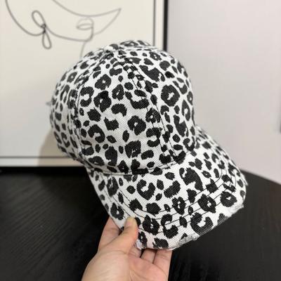 1pc Women's Leopard Print Baseball Cap,Retro Casual Sunshade Adjustable Head Cap,Suitable for All Seasons Outdoor,Travel,Beach