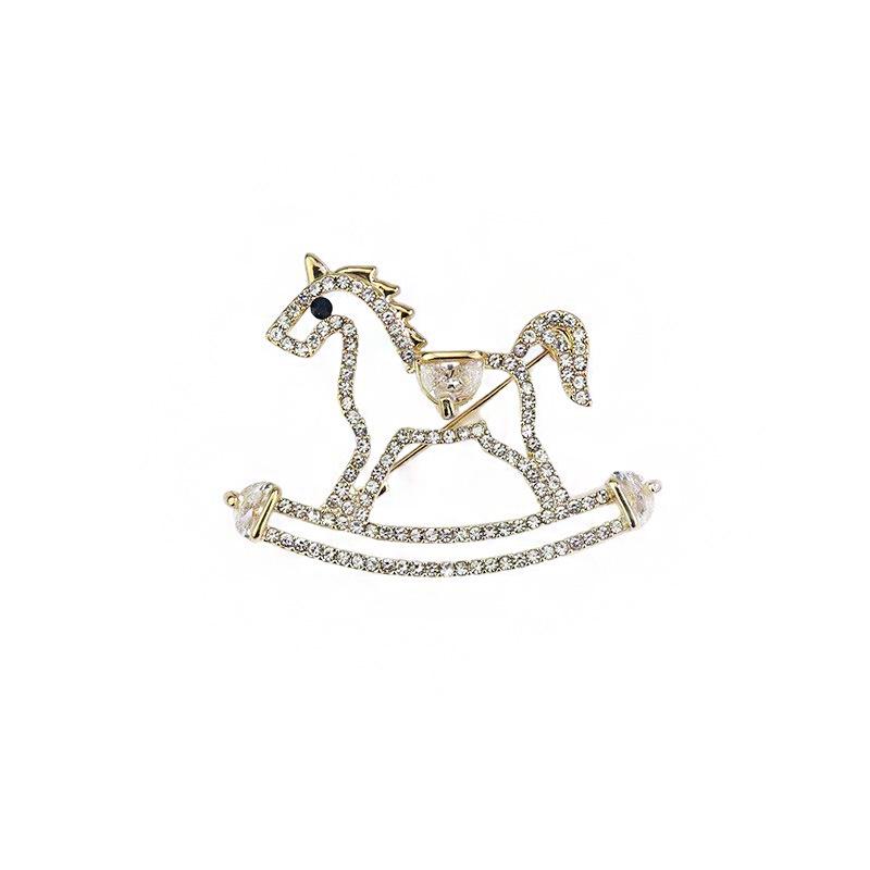Luxurious Zodiac Horse Brooch: Women's Elegant Wooden Horse Pin - High-End Fashion Accessory for Clothing and Suits