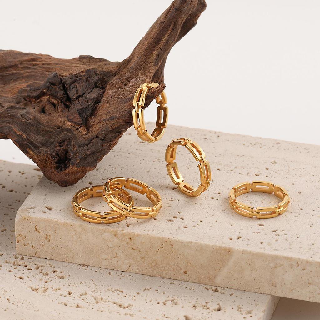 Cross-Border Geometric Chain Rectangle Ring: Minimalist Titanium Steel Jewelry