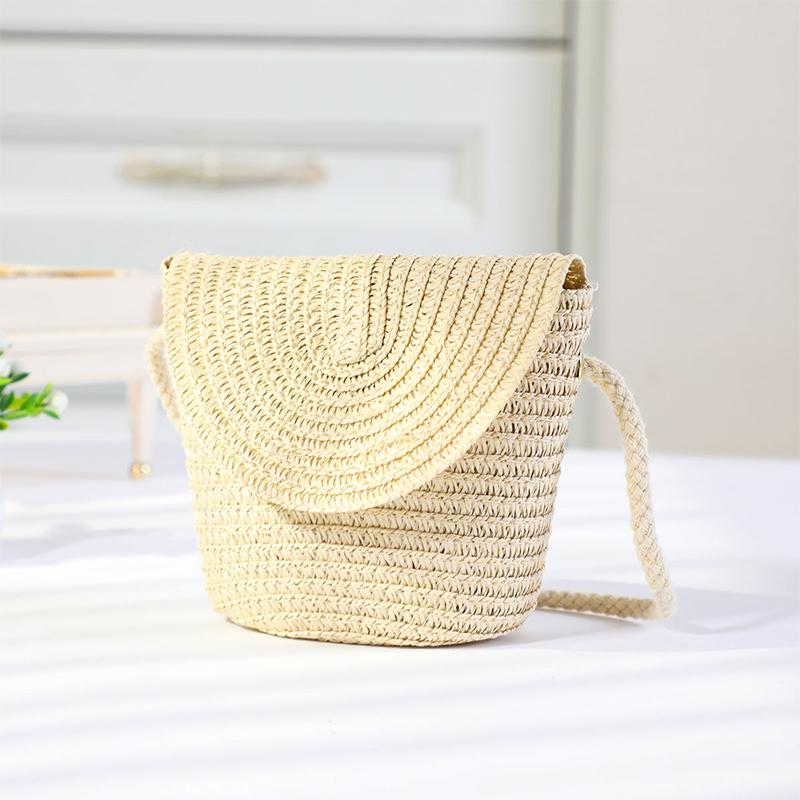 1Pieces New Flip Style Change Mini Bag Fashionable Straw Woven One Shoulder Crossbody Mountaineering Bag