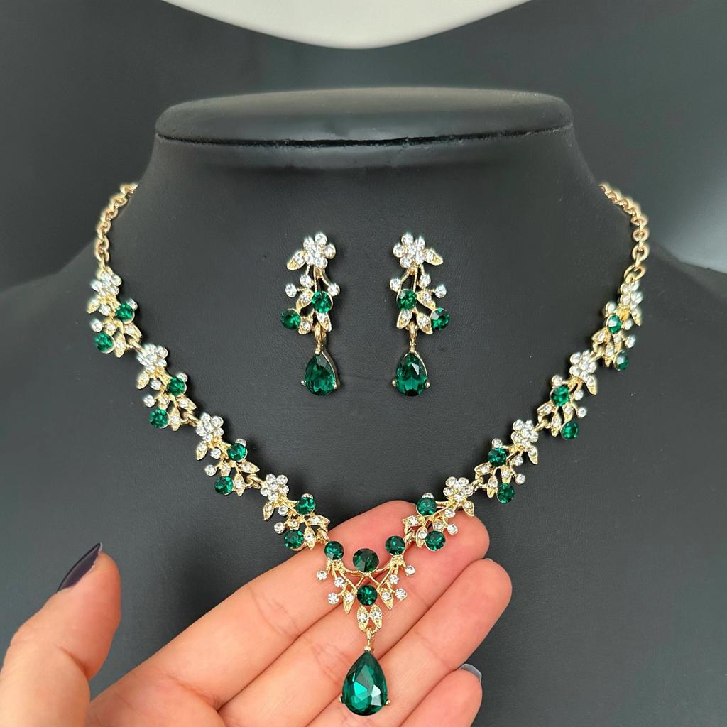 Brilliant Imitation Emerald Cubic Zirconia Jewelry Set gold Bridal Necklace and Earring Set Wedding and engagement jewelry