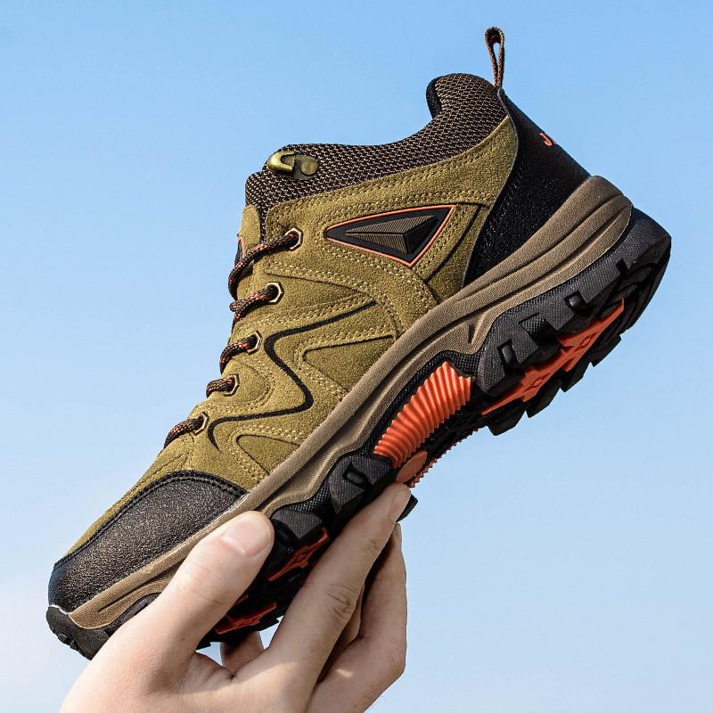 Large Size Men's Shoes Thickened Hiking Shoes Waterproof and Non-slip Hiking Shoes Velvet Cotton Shoes Outdoor Travel Shoes Outdoor Snow Boots