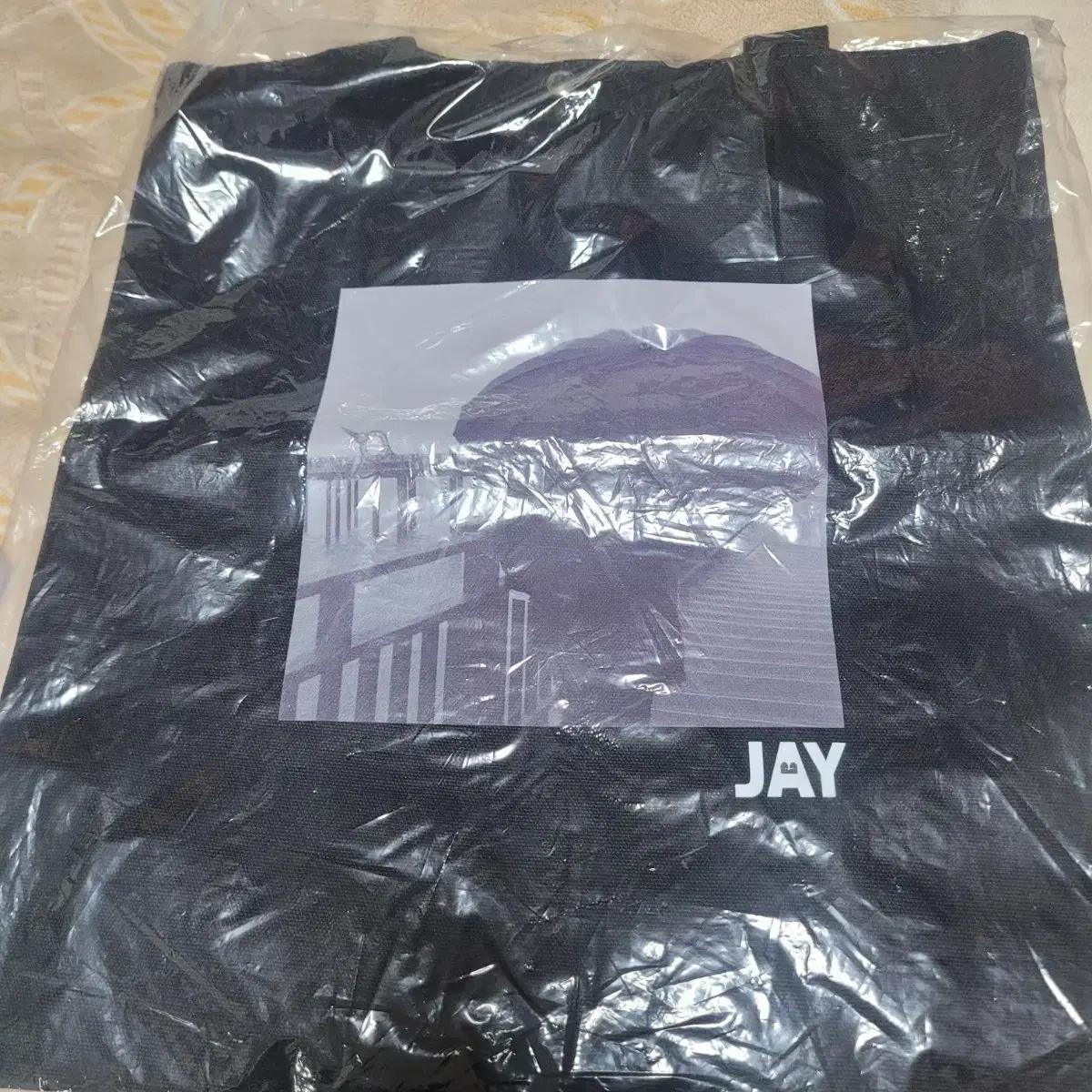 

Gamjei продает красные медицинские концертные эко-сумки