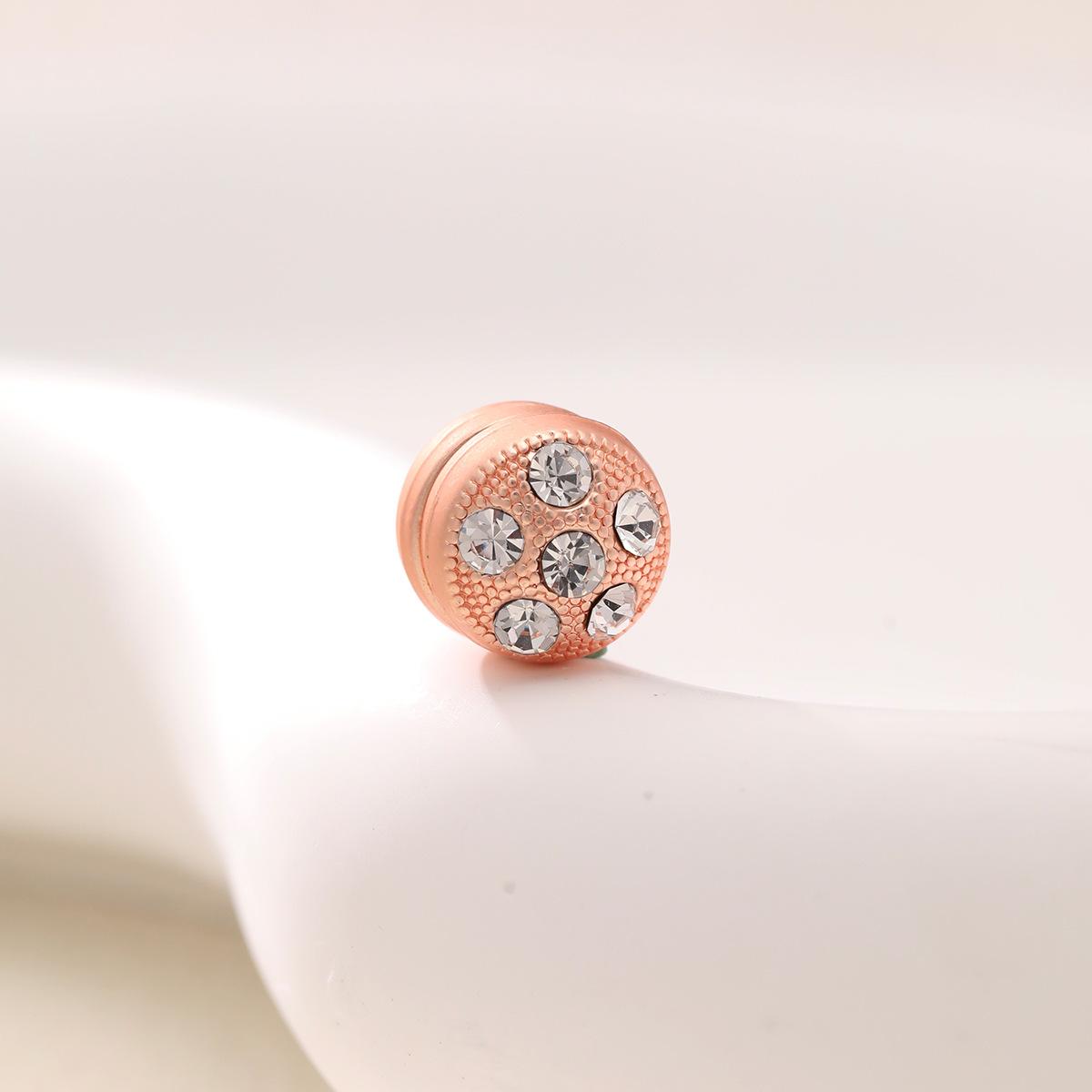 

Fashion Magnet Hijab Scarf Brooch Pins For Muslim Woman Magnetic Hijab Headscarf Clips Decorated Accessories Ladies Scarves Pins