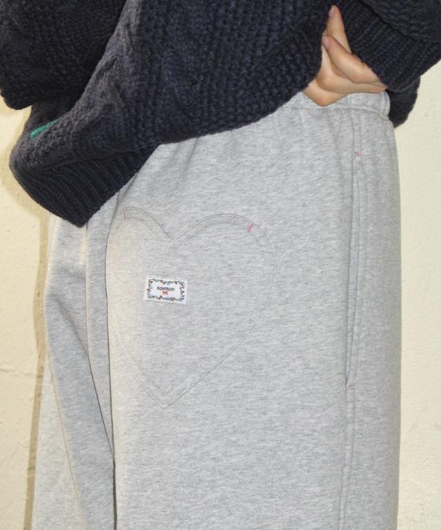 RONRON Back Heart Stitch Pocket Sweat Jogger Pants Gray