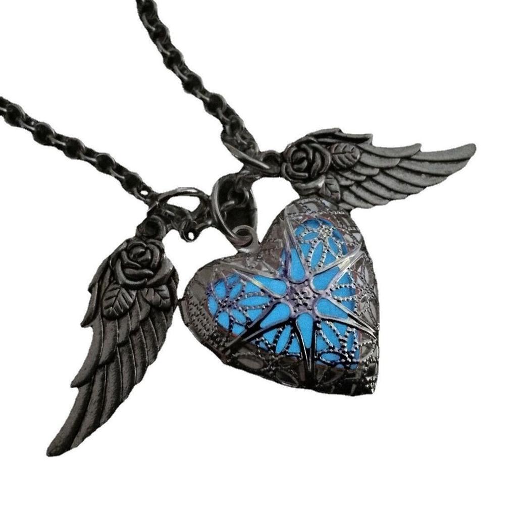 Flying Heart with Rose Wings Luminous Necklace