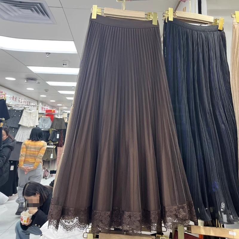 Retro Pleated Umbrella Skirt Women's 2025 Early Spring New High Waist Drape Lace Skirt Hemline Skirt