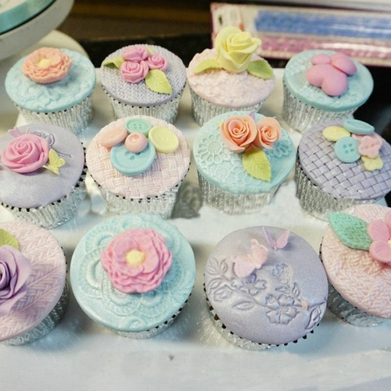 Sametový vzor Hladká jehla Fondán Pletená Silikonová forma Cupcake (Náhodná barva)