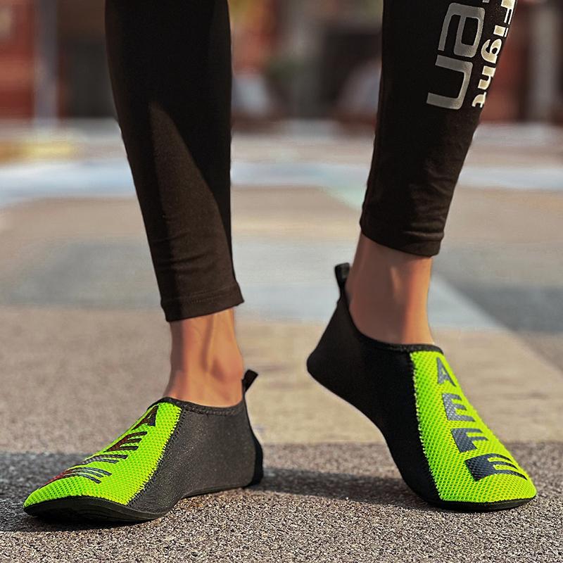 YRZL New Aqua Shoes Five-finger Swimming Shoe 36-47 Size Beach Sports Shoes Fashion Men's Fitness Shoes Couple Footwear