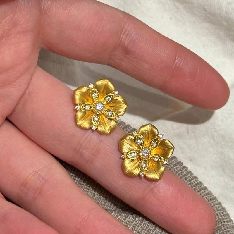 Retro brushed lily flower earrings for women new in fashion micro inlay diamonds luster earings stud wedding fine