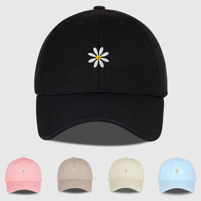 Süße Gänseblümchen-Stickerei SoftPeak Baseballkappe Verstellbar Tägliches Girly-Stil-Hut Perfekt für Campingurlaube und Reisen
