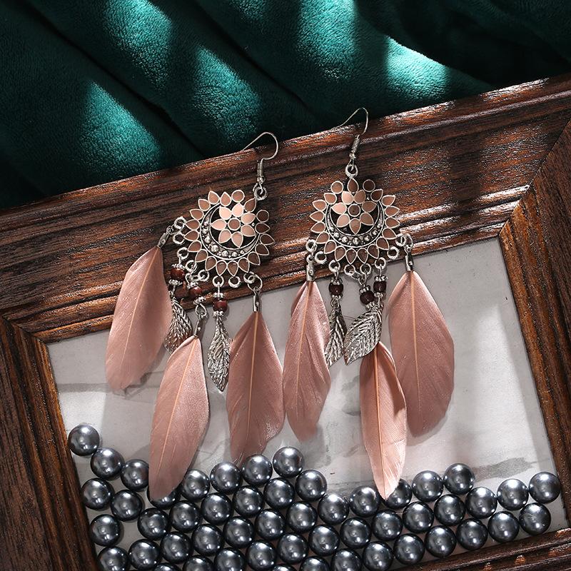 Bohemian Vintage Flower Hollow Geometric Feather Long Earrrings For Women Boho Handmade Bead Leaf Tassel Wedding Jewelry Earings