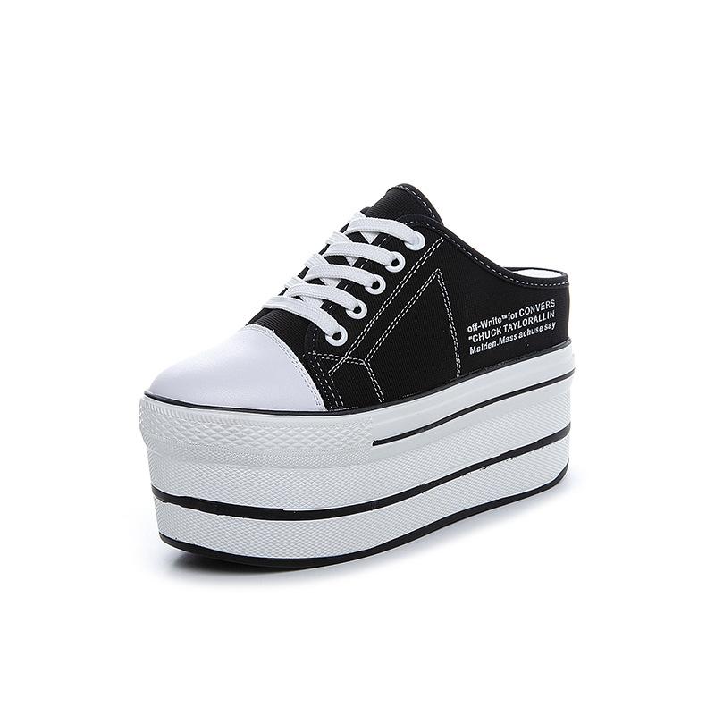 

Весна и лето 2025 новые увеличивающие рост маленькие белые туфли женские на платформе с каблуком-маффином холщовые женские туфли модные полушлепанцы с сумкой на носке 33 чёрный