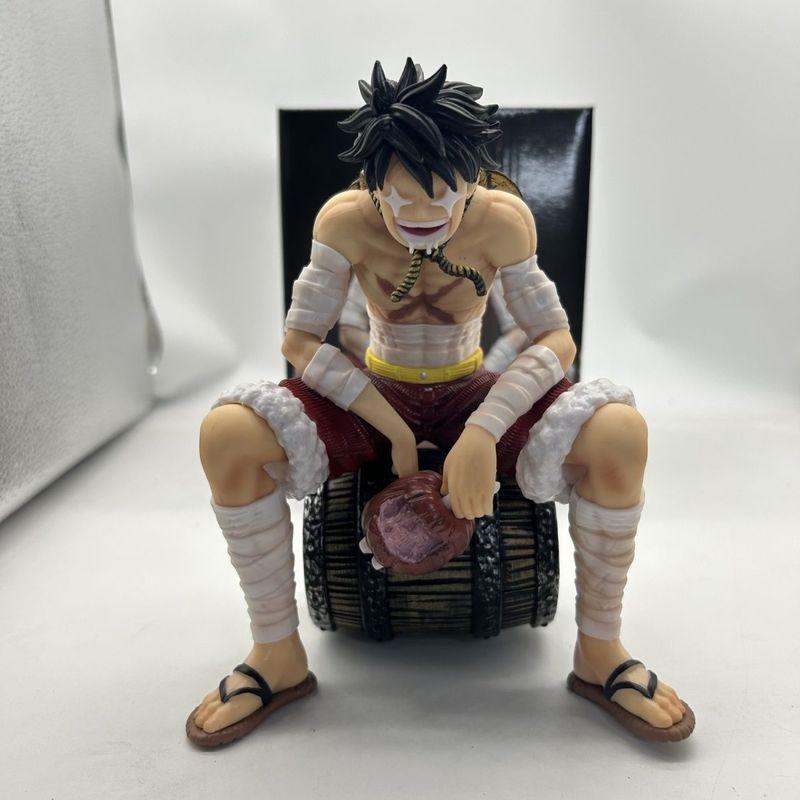 2025 Wine Bucket Bt Sitting Space Resonance Style Meat Road Flying One Piece Statue Handheld Three Face Convertible Model Gift