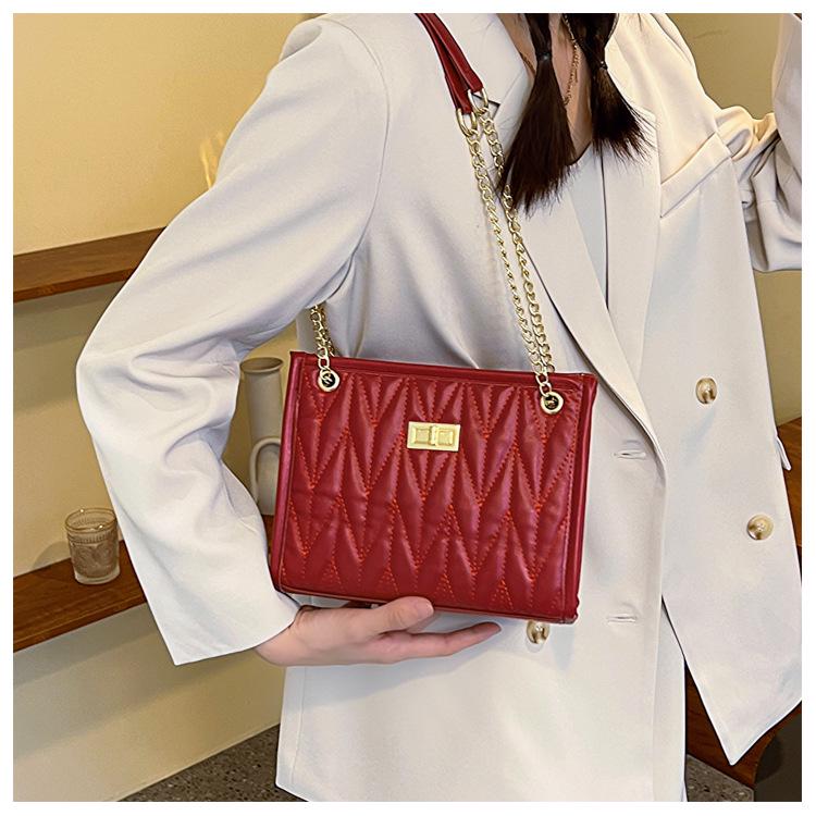 Women's Large Capacity 2023 Trendy Versatile Autumn Commuter Crossbody Shoulder Bag