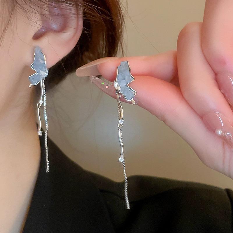 Simple Zircon Butterfly Earrings Light Luxury High-end Stud Earrings Temperament Fashionable Sweet Pearl Earrings Women