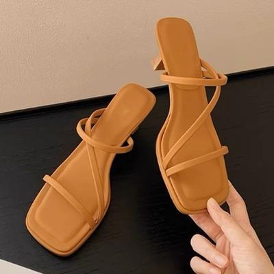 Nuove Ciabatte Estive 2025 Donna Tacco Alto Moda Punta Quadrata Fascetta Stretta Elegante Monocolore Casual Quotidiane Ciabatte Zapatos De Mujer