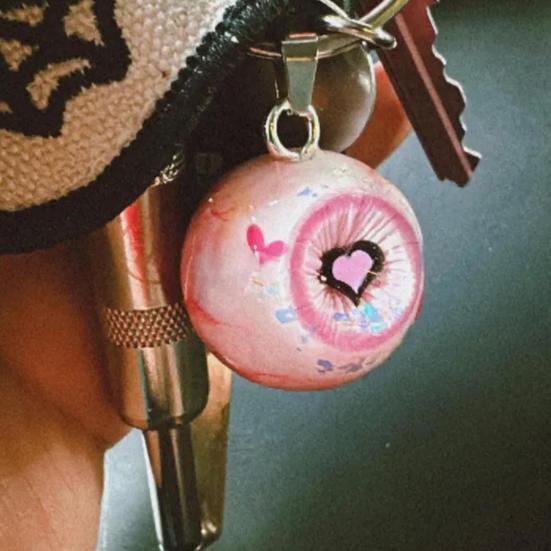 Eyeball Keychain Handmade Clay Craftsmanship Key Chain UV Resin Sealed Keyring Horror Movie Decoration