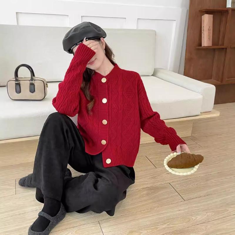 Autumn and Winter New Round Neck Retro Twist Knitted Cardigan Sweater Jacket Lazy Style Design Soft Waxy Sweater Women