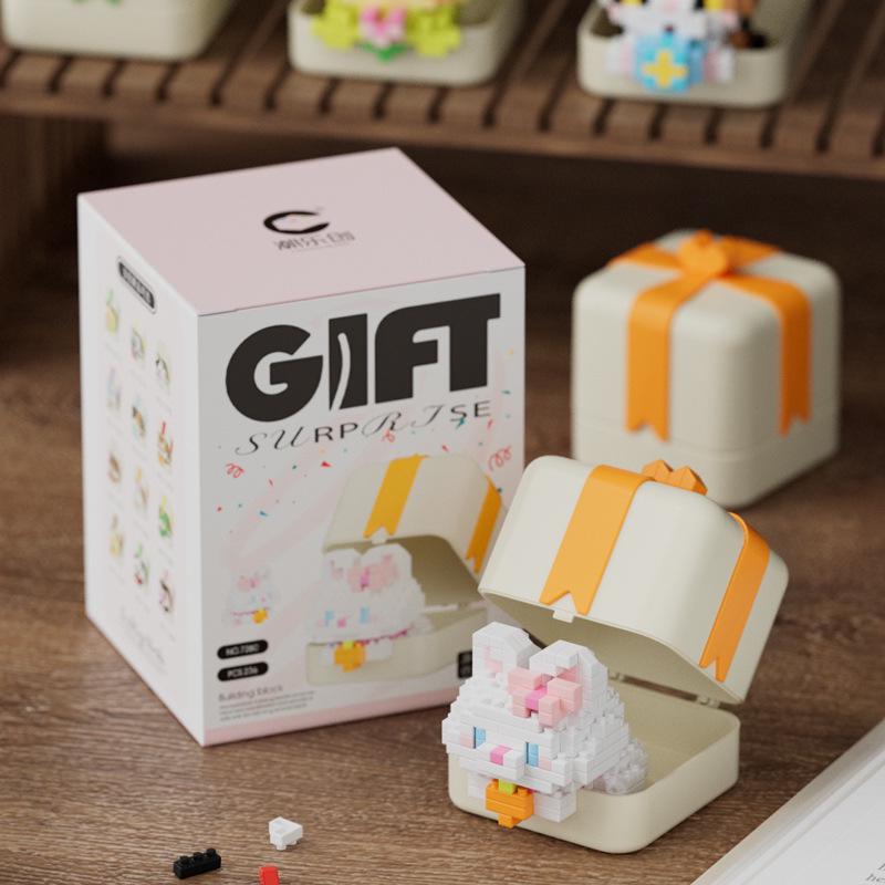 LEGO Compatible Red Panda & Rabbit Plush Ornament Building Set - Cute Pet Gift & Educational Toy for Kids