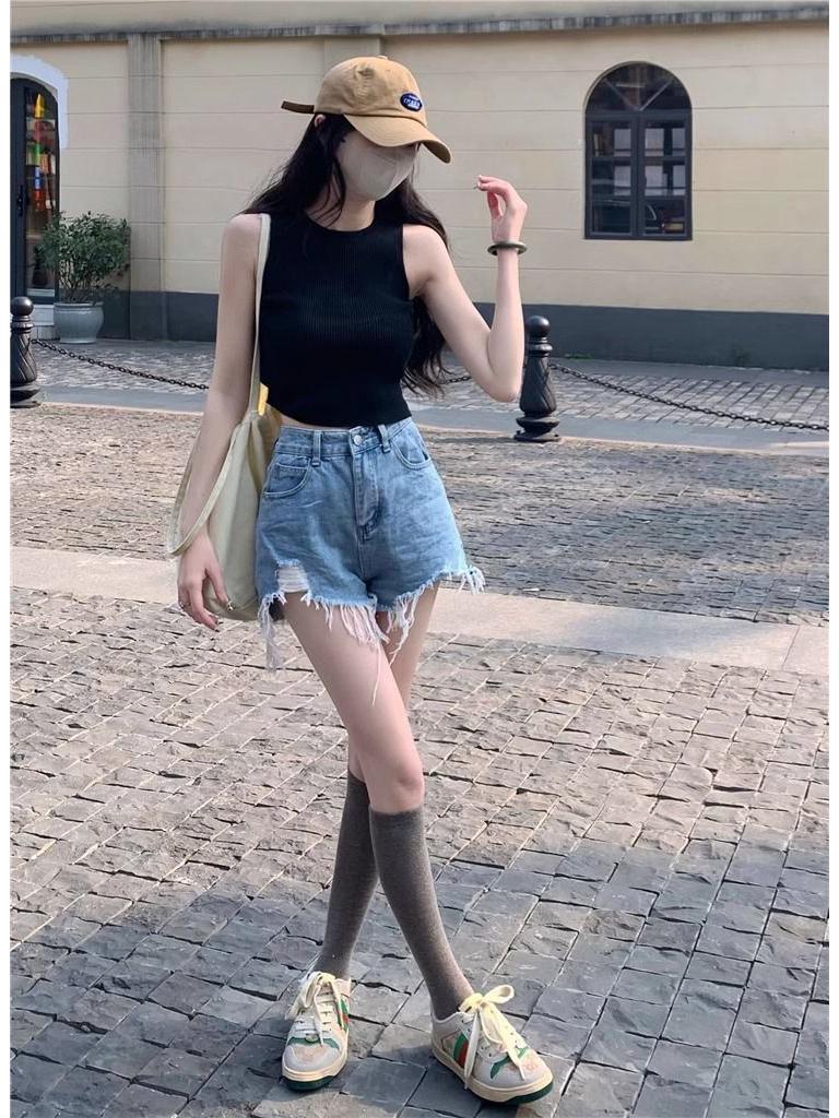 Spicy Girl Slim Fit Cropped Knit Tank Top - Summer 2025 Slimming Sleeveless Camisole for Women