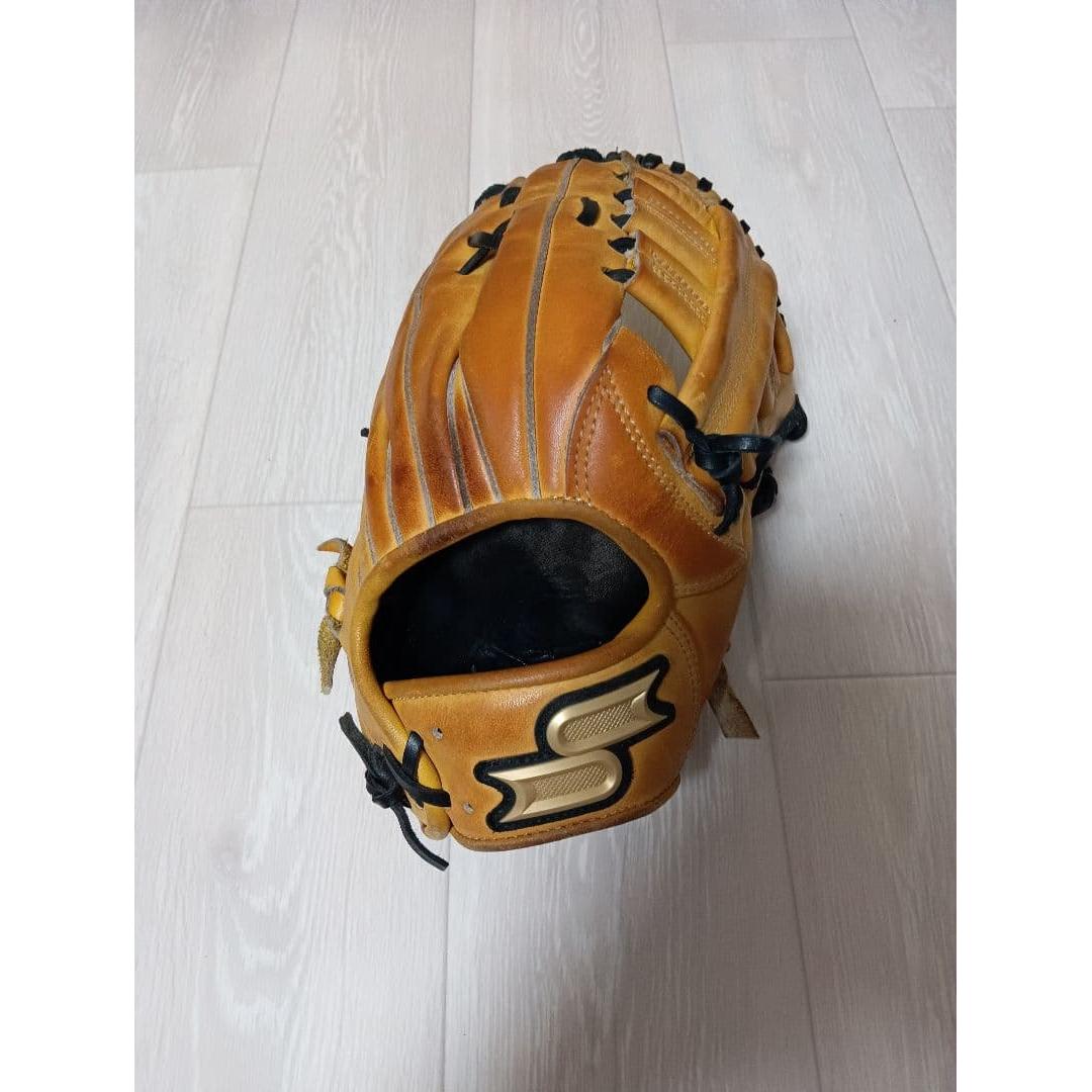Used SSK Pro Edge Outfielder Gloves