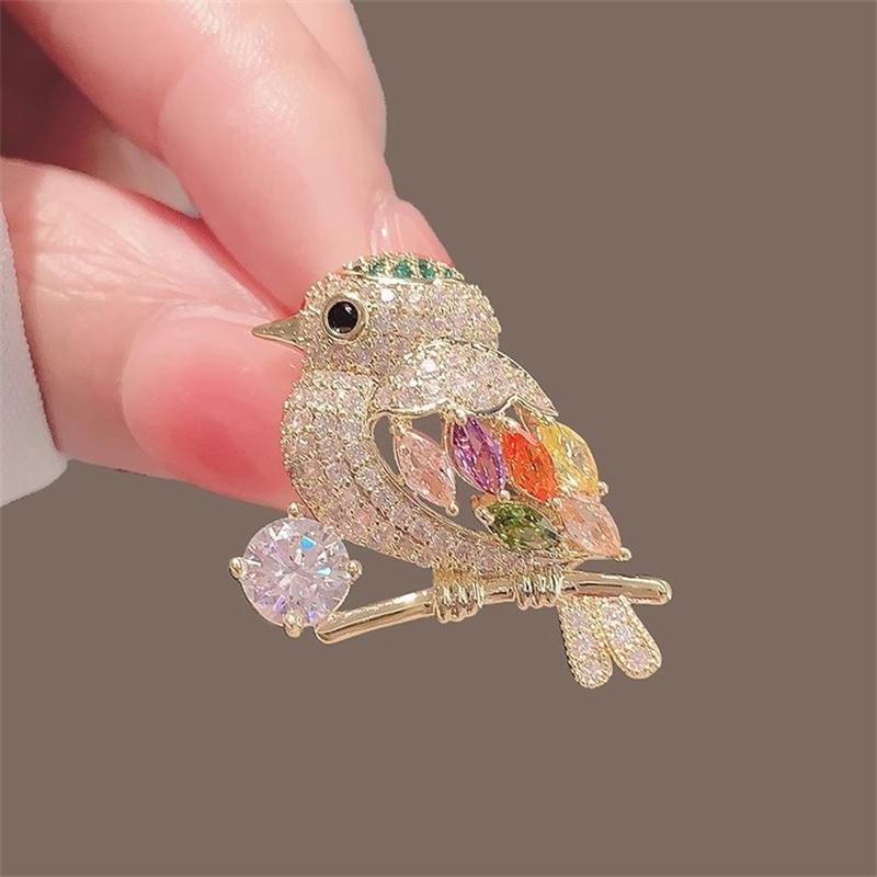 Sparkling Colorful Zircon Birds Brooch For Women Rhinestone Crystal  Animal Brooches Coat Dress Lapel Pins Wedding Party Jewelry