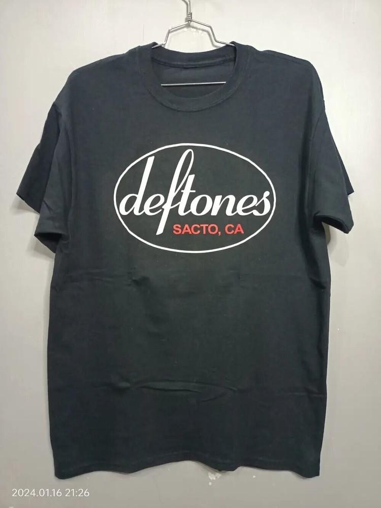 Vintage Deftones Sacramento T-Shirt – Classic 90s Nu-Metal Band T-shirt, S-5XL Unisex T-Shirt S