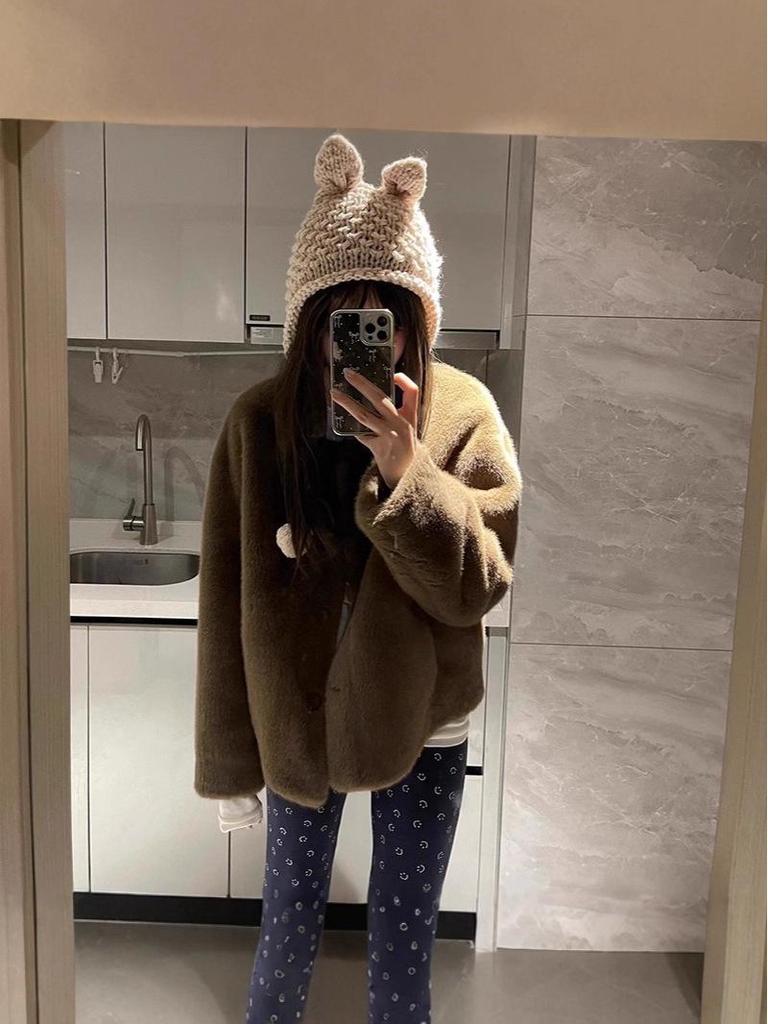 Umweltfreundlicher Kurzmantel aus Faux-Mink - Cremefarben, Niedlich und Weich für Damen, Winter 2025