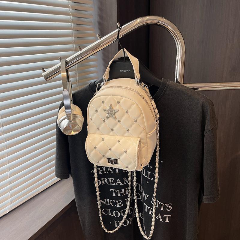 Fashion summer backpack bag women's new diamond chain small backpack portable travel bag