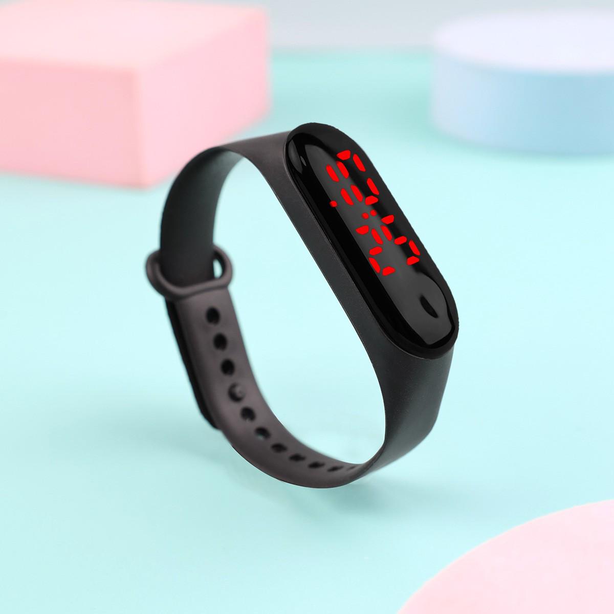 Primary School Student LED Touchscreen Waterproof Sport Watch with Red Light