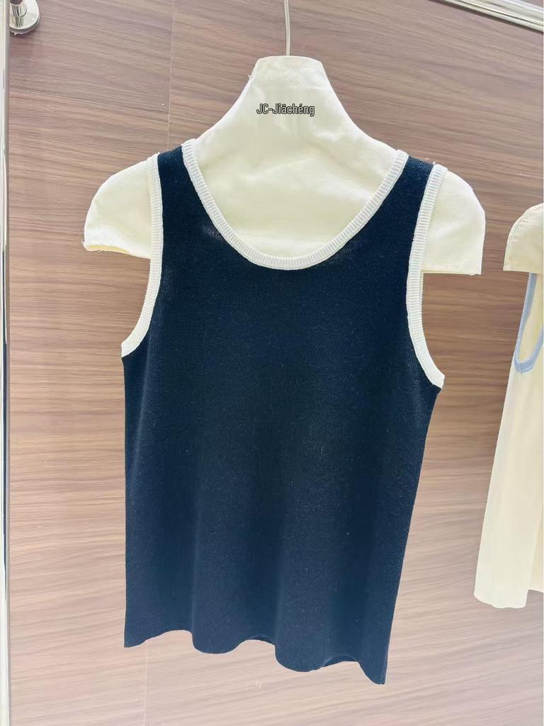 2026 Summer Women's Knit Sleeveless Vest: Round Neck Slim Fit Layered Base Shirt