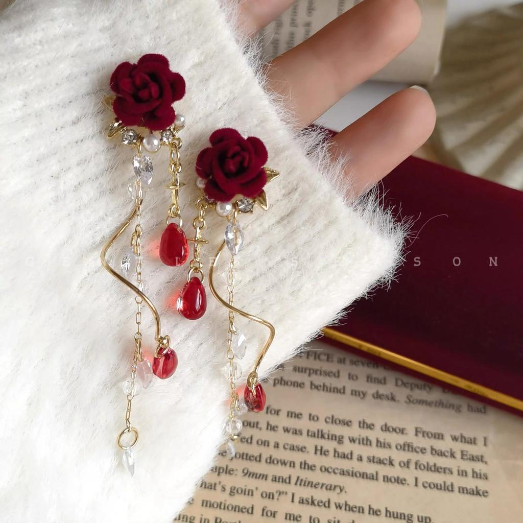 Autumn and winter new red velvet rose earrings retro fringed stud earrings niche design high-end New Year's earrings women