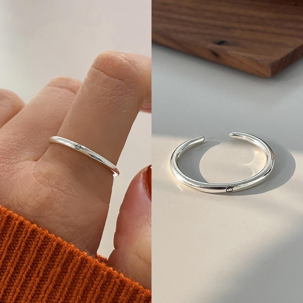 Women's High-End Light Luxury Sterling Silver Ring - Non-Fading, Versatile Index Finger Accessory