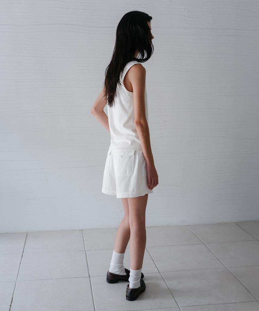 Beullaengkeulumumeon Bush Shorts_Ivory