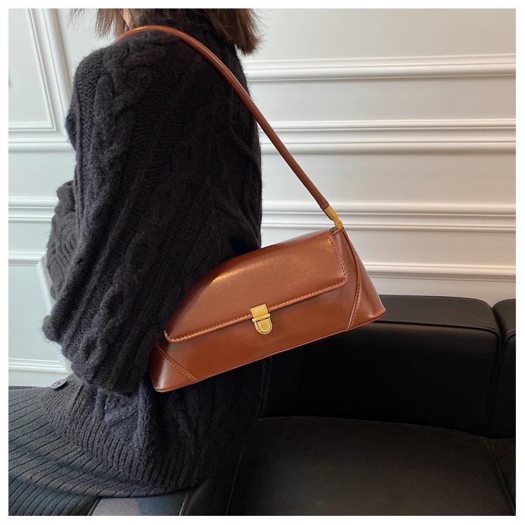 Retro Premium Texture Underarm Bag Women'S Bag French Niche Shoulder Bag Versatile Fashion Baguette Bag