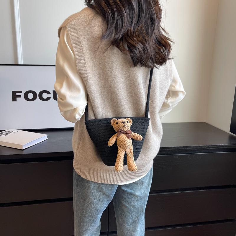 

Ladies Bucket Bag Summer Single-shoulder Bag Cute Little Bear Crossbody Bag for Girls чорний
