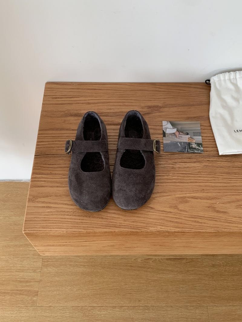 

2025 retro matte leather Velcro word with Mary Jane shoes ballet versatile round head flat sole shoes women 39