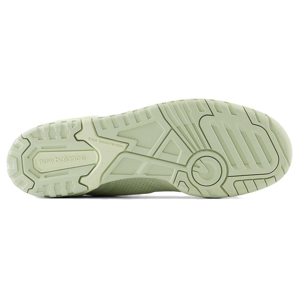 New Balance 550 Deep Lichen Green
