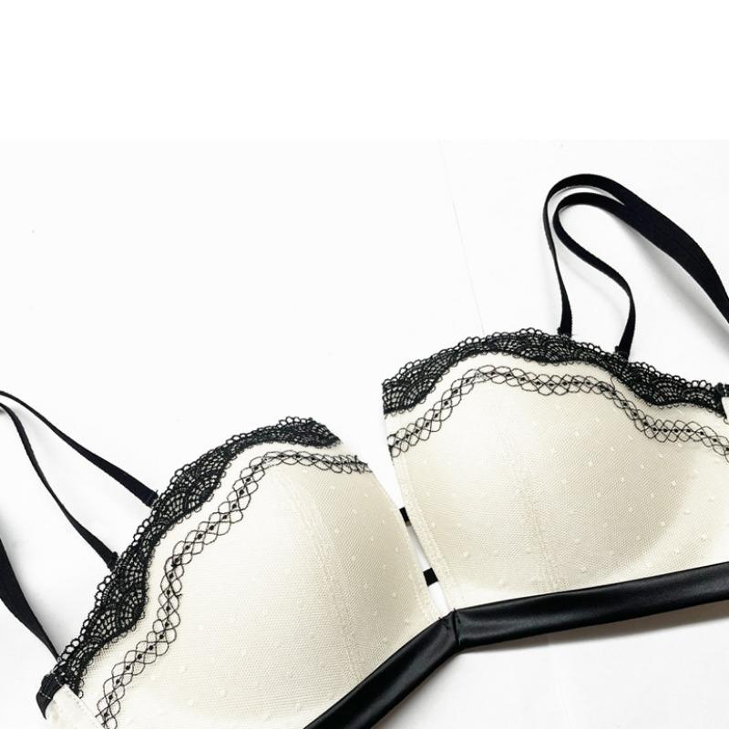 French Embroidered Strapless Bra for Small Breasts Anti-exposure Bandeau Bra