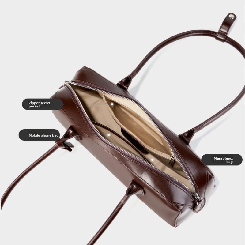 Niche Design Single Shoulder Large Capacity Cowhide Underarm Bag Long Red Baguette Bag Women