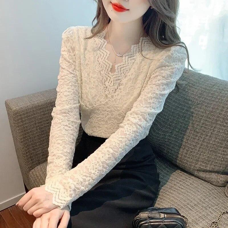 Kancelářská dáma v korejském stylu Bílá halenka Podzimní Elegantní Krajková košile s dlouhým rukávem a výstřihem do V Ležérní Košile s dutým květem na háčky Blusas 29791