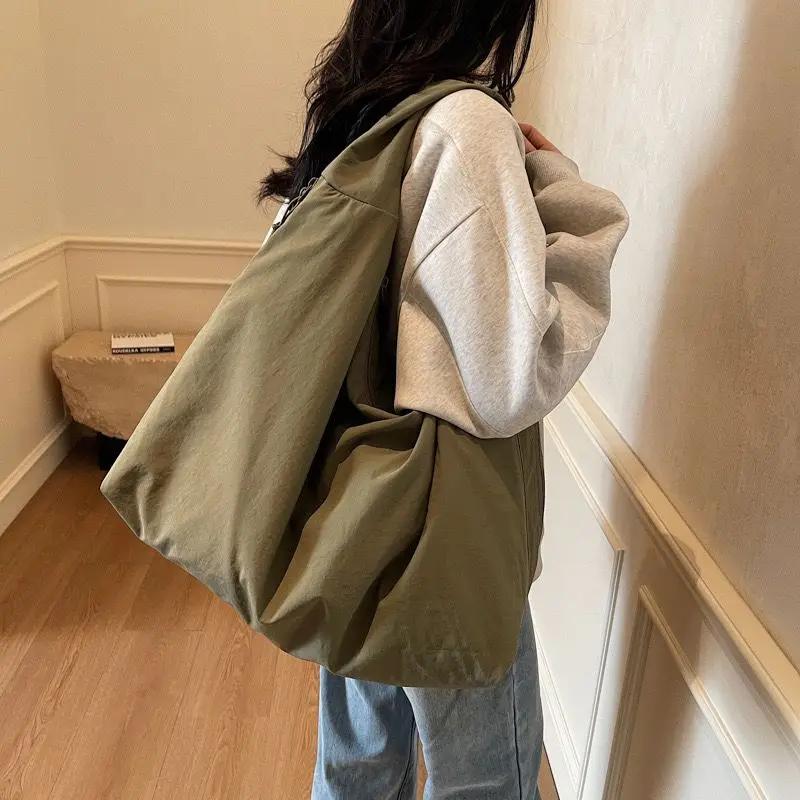 Lässige Nylon-Tragetasche für Damen Handtasche Umhängetasche mit Reißverschluss, Langlebig Leicht zu Reinigen für Pendeln, Arbeit, Reisen, Arbeit