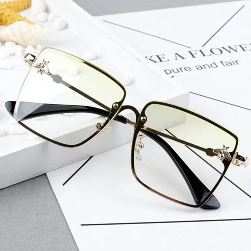 Fashion  Gold Bee Square Sunglasses Women Retro Oversized Glasses Men Shades Metal Frame Ladies sunglasses zonnebril dames