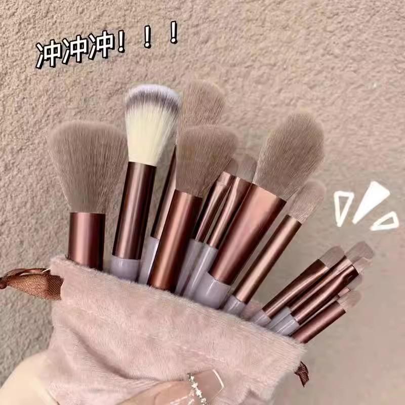 

Портативный мини-набор кистей для макияжа с держателем