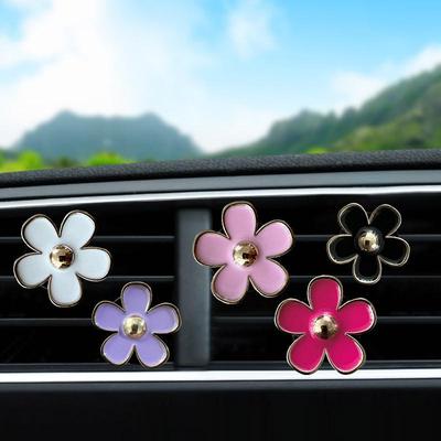 Daisy Car Air Vent Perfume Clip - Aromatherapy Ornament & Interior Decor