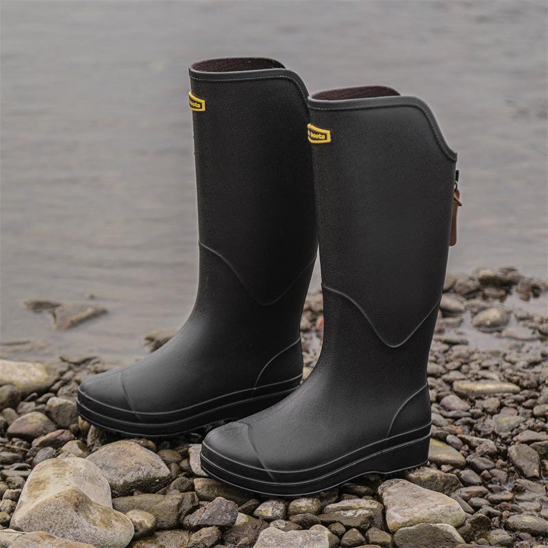 New high-tube rain shoes for men and women, fashionable outer wear, non-slip and waterproof rubber shoes, sea-catching soft-soled rain boots