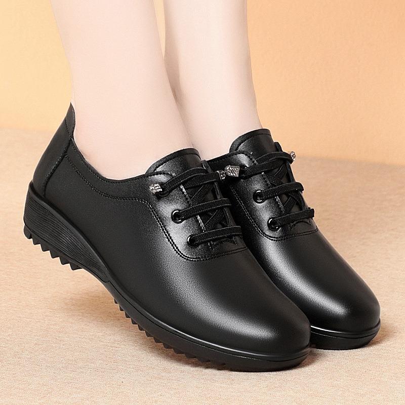 Spring New Women's Single Leather Shoes Low Heel Casual Shoes Soft Sole Soft Surface Maternity Shoes Driving Shoes JZZ0