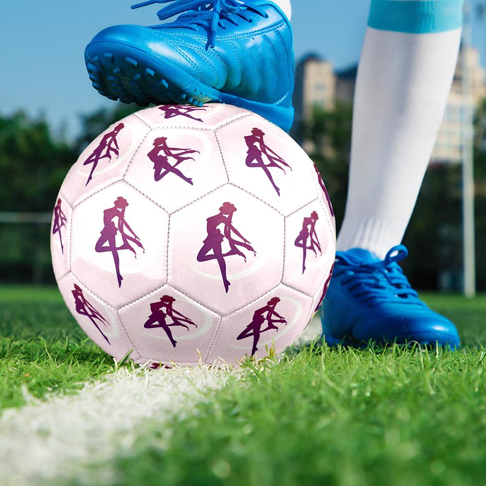 Sailor Moon Theme Size 5 Soccer Ball, Suitable for Both Indoor and Outdoor Matches, a Gift Suitable for Everyone.
